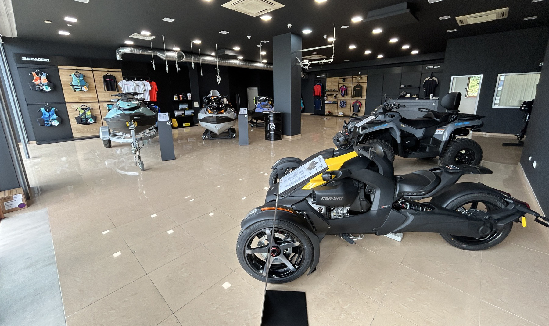 Sea-Doo, Can-Am нов шоурум